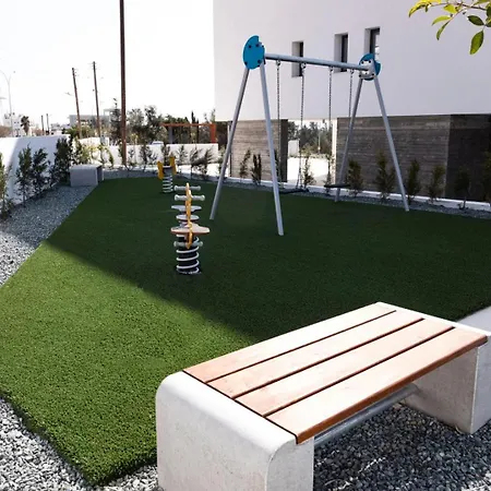 Premier 104 1 Bed Пафос