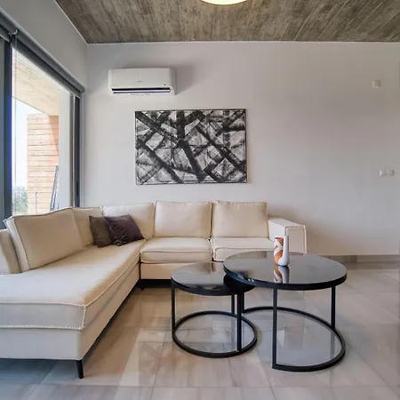 Premier 104 1 Bed Пафос