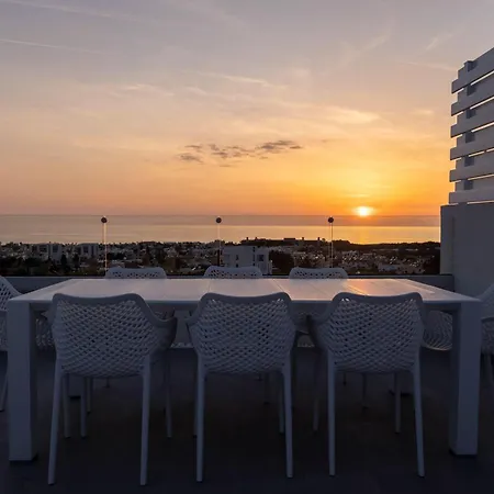 Premier 104 1 Bed Appartement